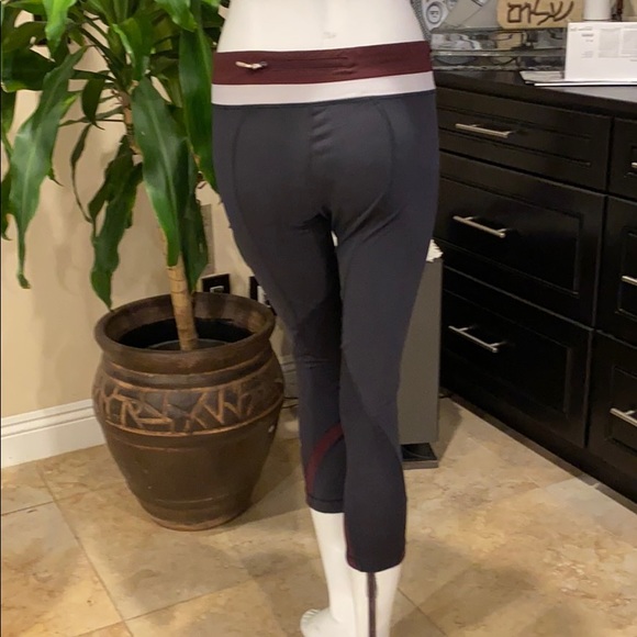 Lululemon Athletics Women Sport Jogging Pants zipper in back  size 8 - Picture 10 of 15